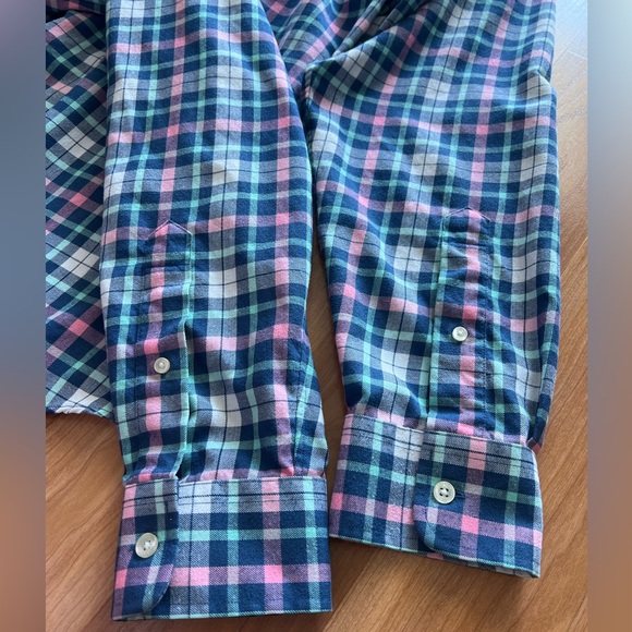 Vineyard Vines  Performance Flannel Classic Fit Tucker Shirt Size L - Picture 13 of 13
